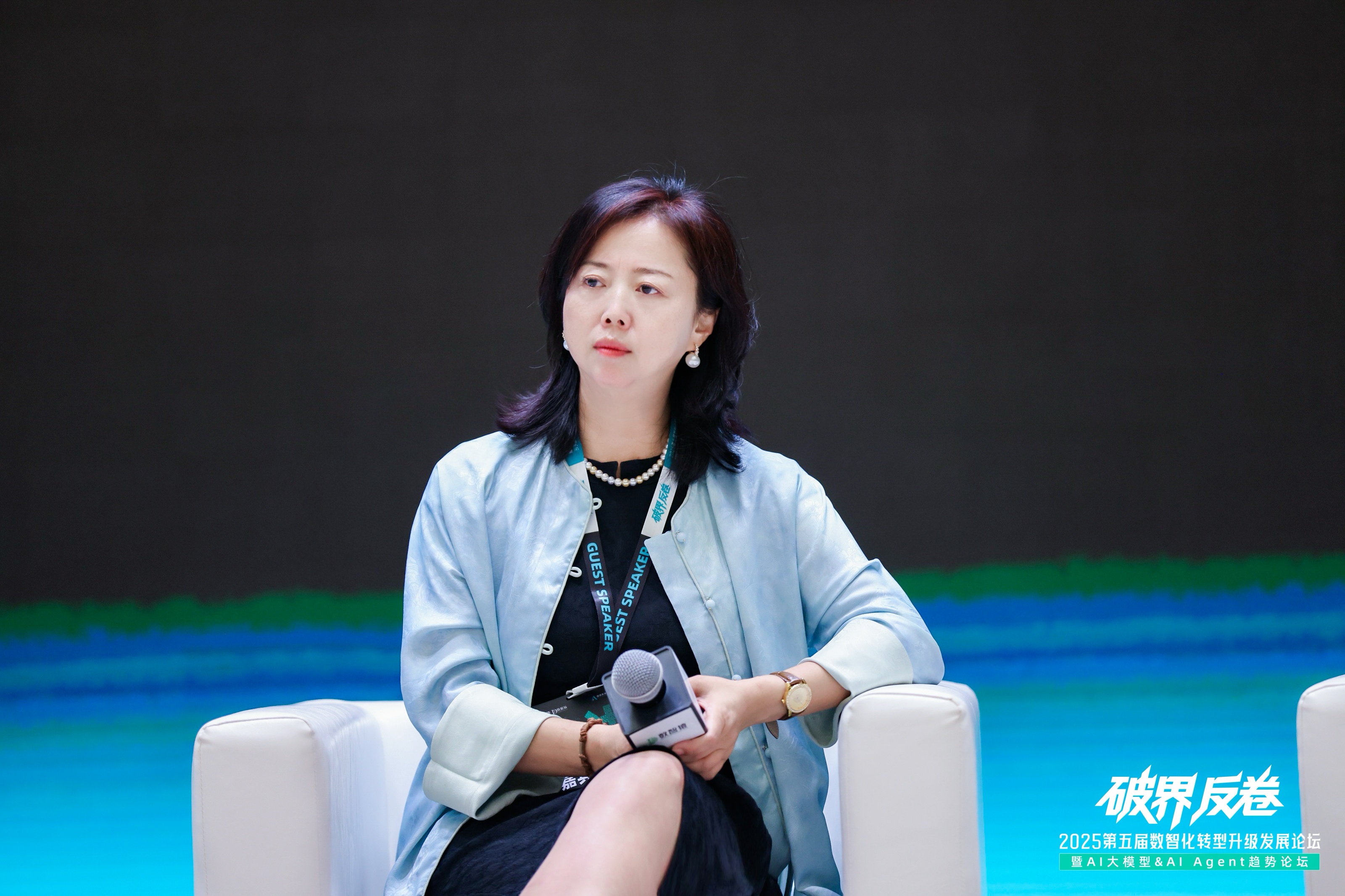 破界反卷・数据新势力 | Data Agent：从“万能叙事”到“精准赋能”